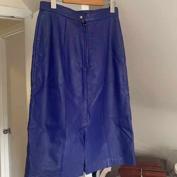 VINTAGE PURPLE LEATHER SKIRT π - Picture 6 of 7